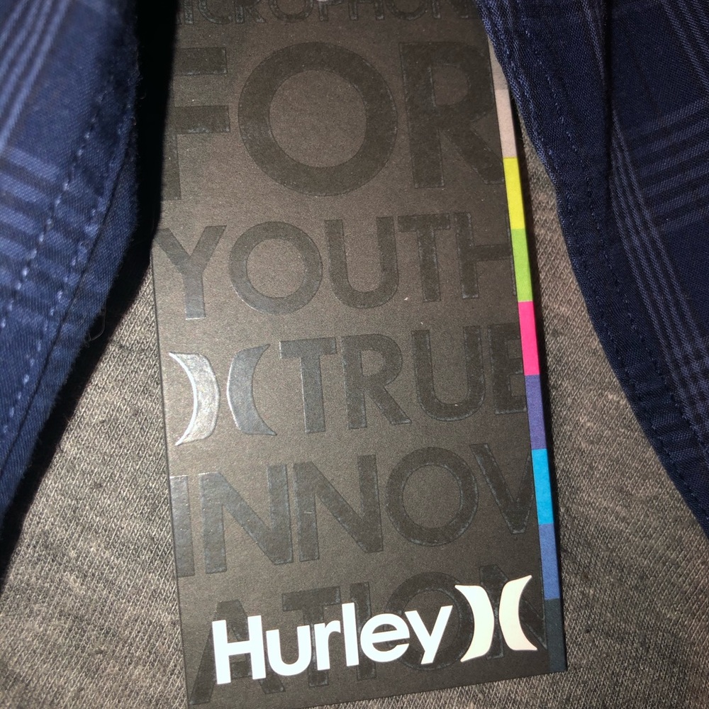 Hurley Button Shirt - Picture 3 of 4